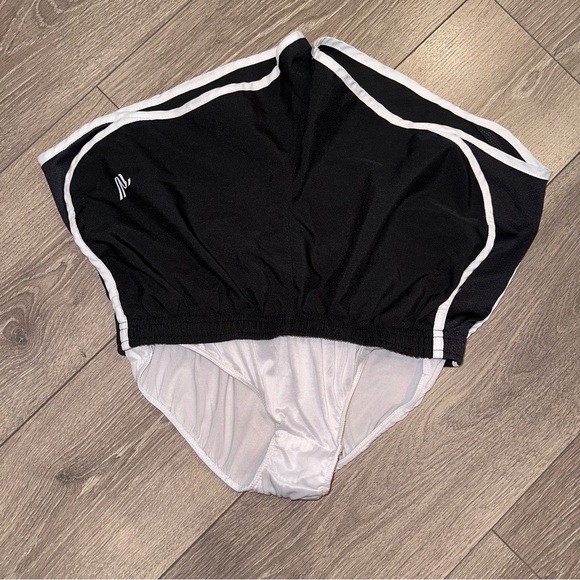 Varsity Spirit 3” Athletic Cheer Training Running Shorts Youth Large Black - Picture 6 of 8